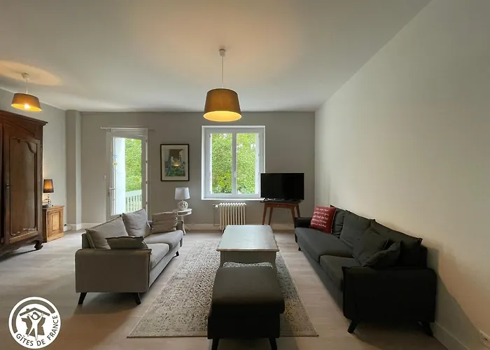 Spacieux Proche Sites Naturels Et Puy Du Fou - Fr-1-426-588 Vakantiehuis Cheffois